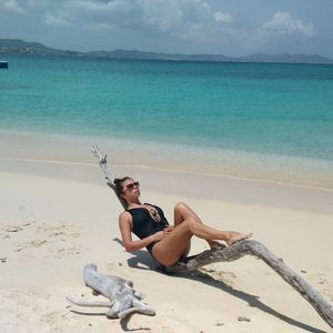 Meet your Posher, Aura